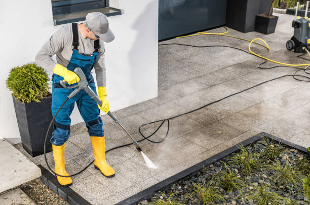 Best Residential Pressure Washing Services  in Salinas, CA